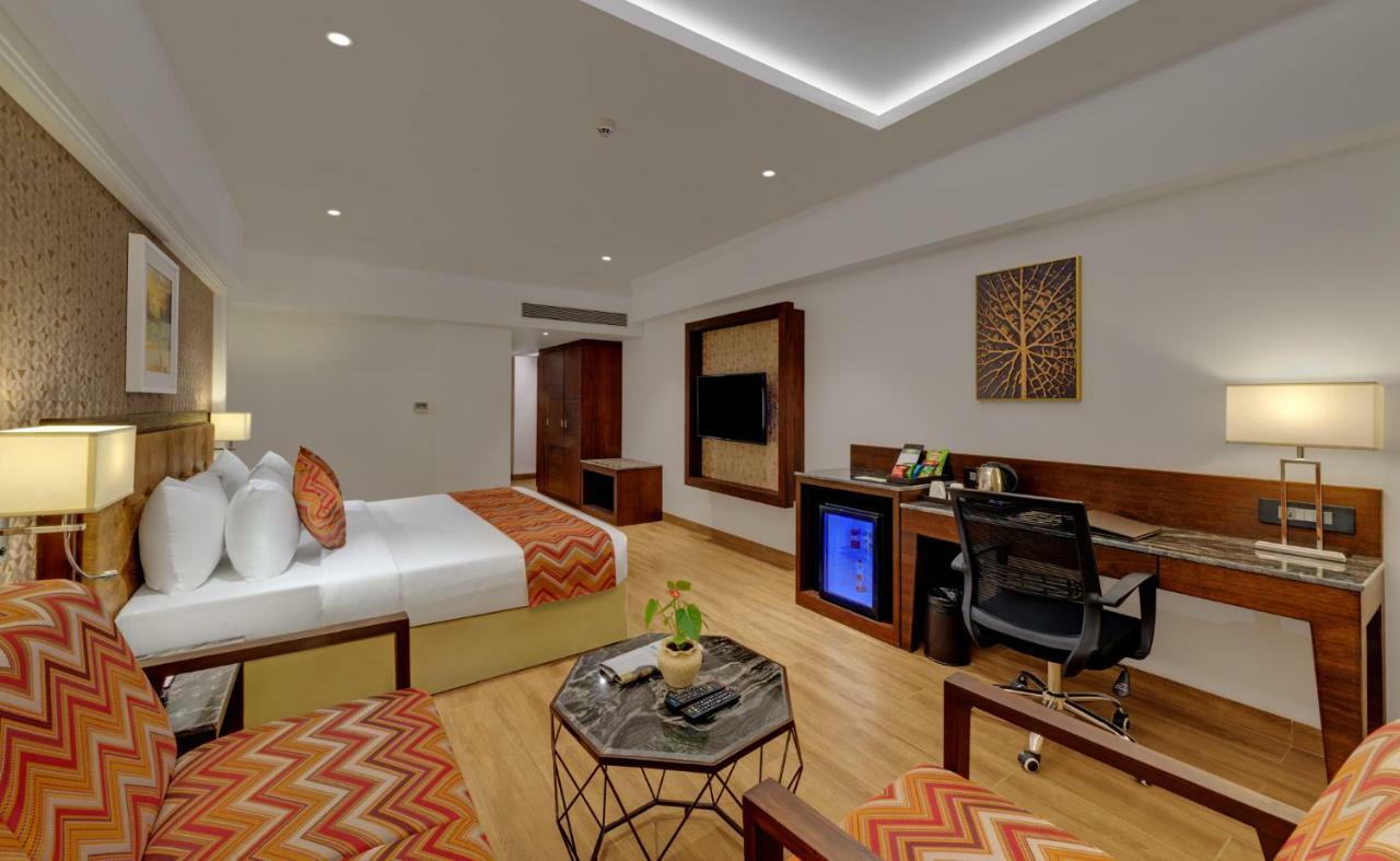 The Fern Residency, Satara Maharashtra Ξενοδοχείο Εξωτερικό φωτογραφία