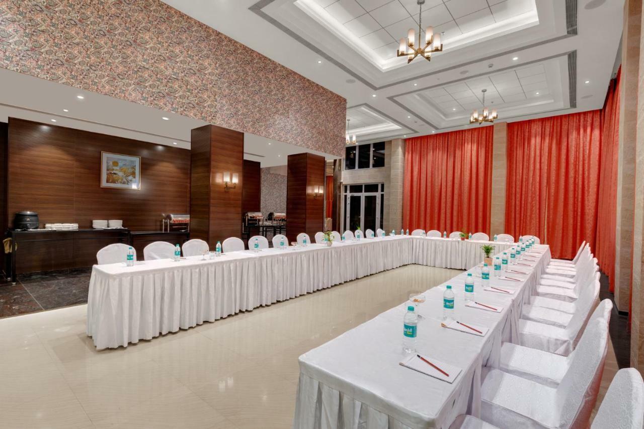 The Fern Residency, Satara Maharashtra Ξενοδοχείο Εξωτερικό φωτογραφία